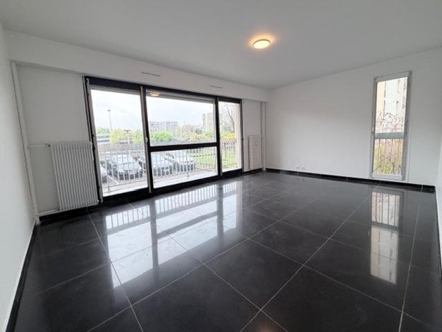 Appartement 3 pièces à louer à Créteil, proche métro Préfecture