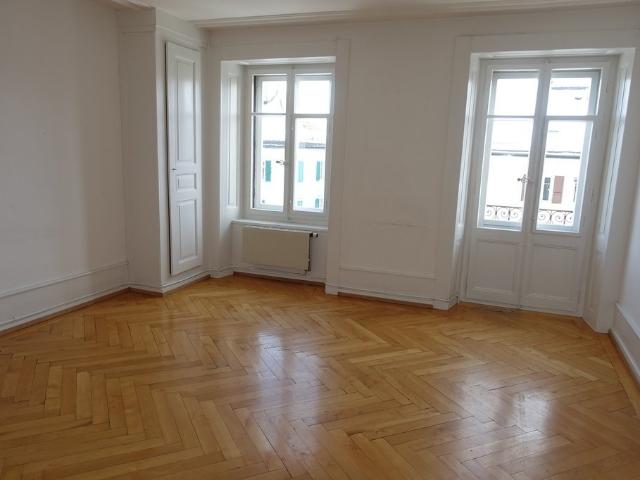 Appartement 3 pièces à louer à La Chaux de Fonds Flatfox