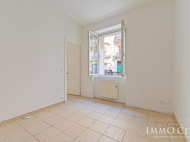Appartement 3 pièces à Paris 75008