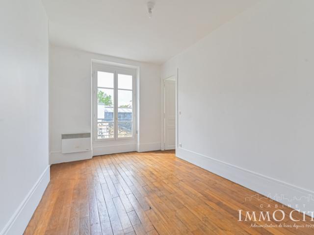 Appartement 3 pièces à Paris 75015