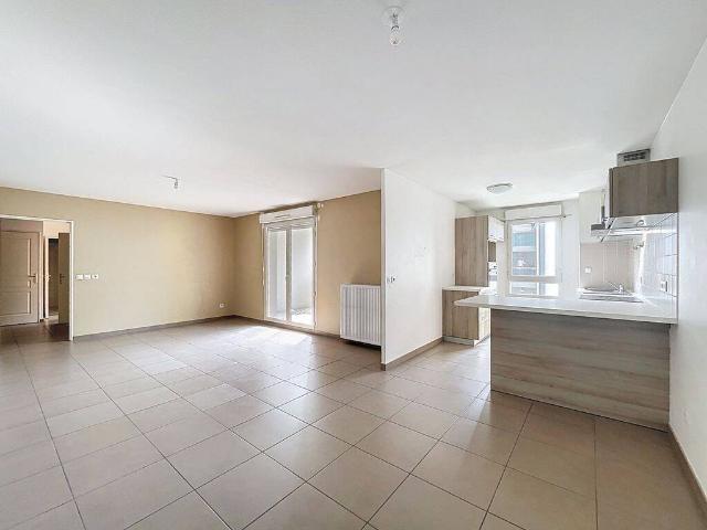 Appartement, 3 pièces, à Vaulx en Velin