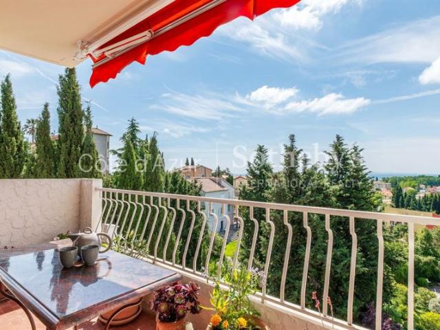 Appartement 3 pièces à Vence: vue mer, dernier étage, terrasses