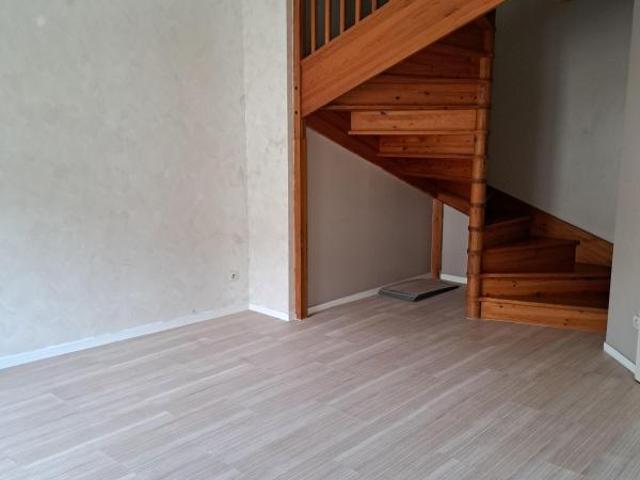 Appartement 3 pièces au centre ville de Panissières