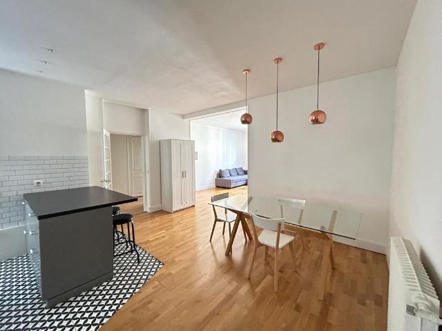 Appartement 3 pièces au coeur du 17eme