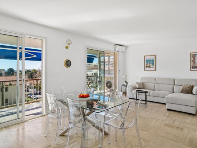 Appartement 3 pièces avec aperçu mer et terrasse