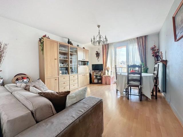 Appartement 3 pièces avec balcon