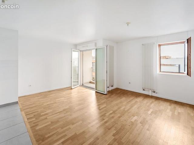 Appartement 3 pièces avec balcon Cergy