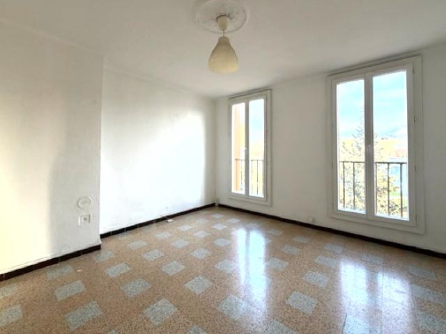 Appartement 3 pièces avec cave à Marseille 9e