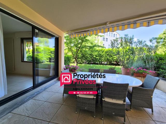 Appartement 3 pièces avec garage et terrasse Ferney Voltaire 01210