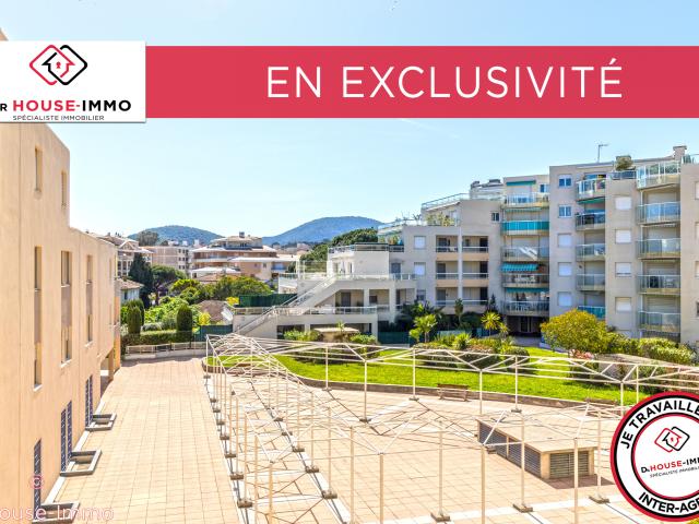 Appartement 3 pièces avec loggia, balcon et Garage à Cavalaire sur Mer