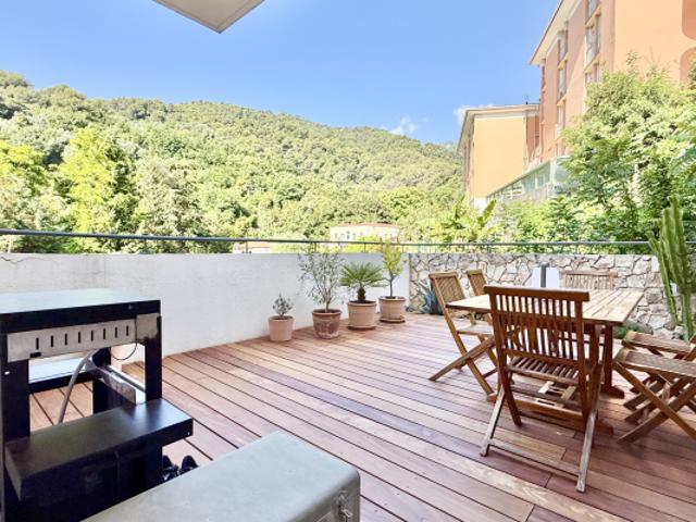 Appartement 3 pièces avec solarium, terrasse, parking et cav