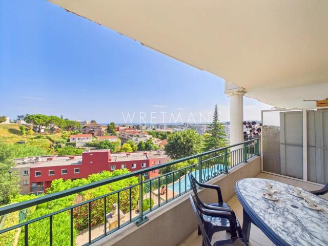 Appartement 3 pièces avec terrasse et vue mer – Nice Cornich. 72m² Nice
