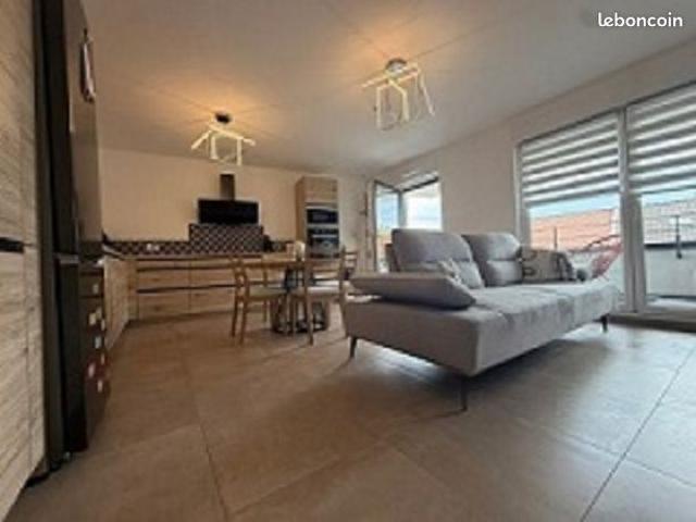 Appartement 3 pièces avec terrasse