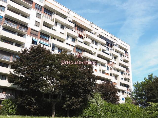 APPARTEMENT 3 PIECES BALCON BOX ET CAVE
