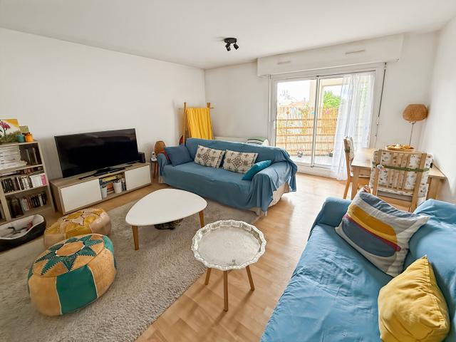 Appartement 3 pièces balcon + parking à vendre Mérignac Peychotte