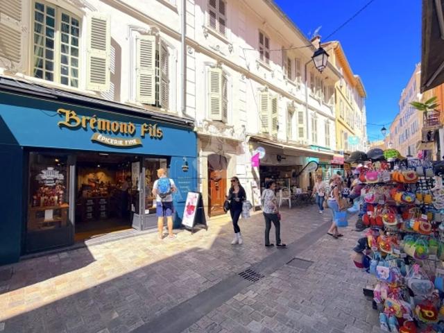 APPARTEMENT 3 PIECES CANNES RUE MEYNADIER