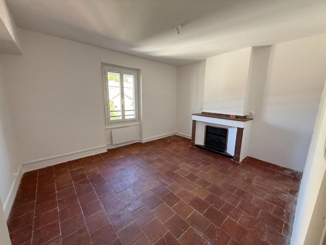 Appartement 3 pièces Carcassonne 74.29m² 560€ à louer