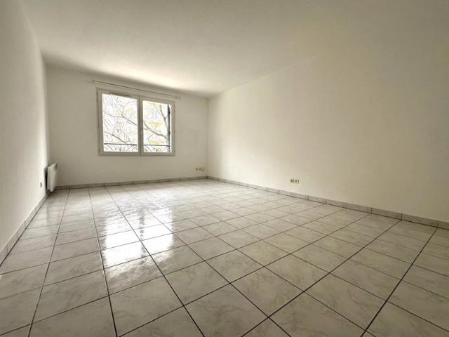 APPARTEMENT 3 PIECES CENTRE VILLE CAGNES SUR MER