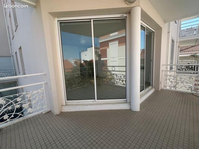 Appartement 3 pieces centre ville, cellier, parking