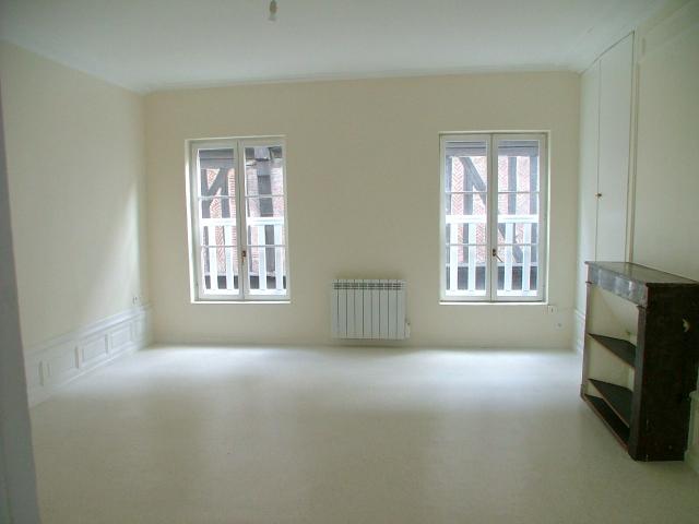 Appartement 3 pièces centre ville Nogent Le Roi