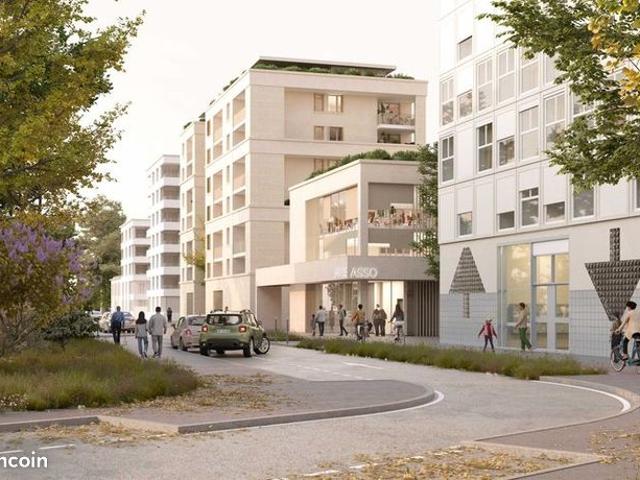 Appartement 3 pièces COEUR RIVE DROITE