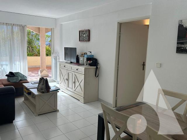 FRÉJUS PLAGE ? À 100 MÈTRES DE LA MER ? 3 PIÈCES AVEC TERRASSE 29 M² ET GARAGE