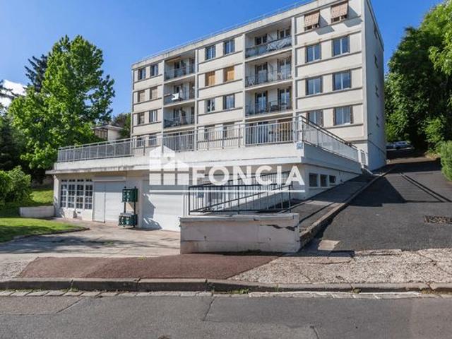 Appartement 3 pièces dans une résidence paisible du centre ville
