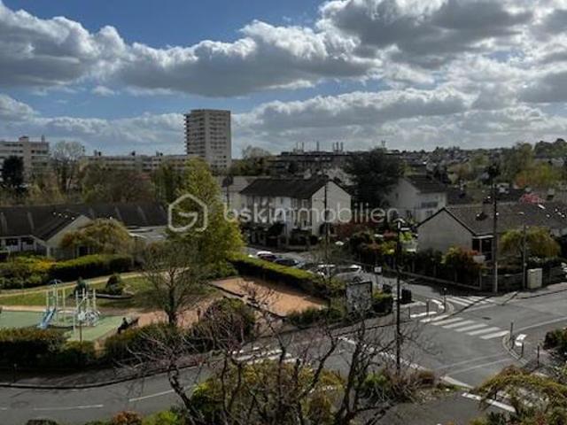 Appartement F3 pièces de 48 m2 dans le bas de Viry chatillon