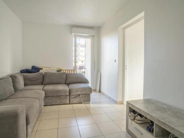 Appartement 3 pièces en plein centre ville de Maurepas