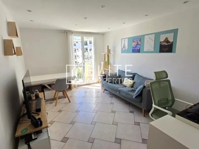 APPARTEMENT 3 PIÈCES DE 54 m² – DERNIER ÉTAGE – GARAGE PARKING & CAVE – LE CANNET