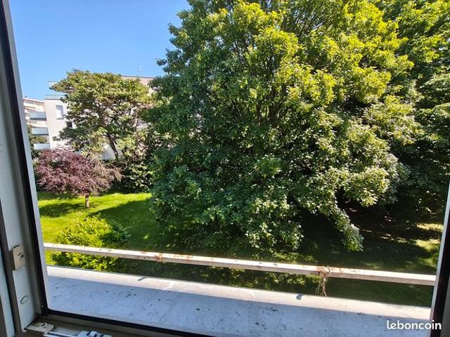 Appartement 3 pièces de 56.29 m² situé au 2ème étage avec cave et garage