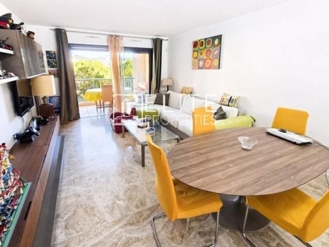 APPARTEMENT 3 PIÈCES DE 67m² + PARKING ET CAVE – LE CANNET