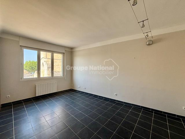 Appartement 3 pièces de 74.70 m2, à Tarascon