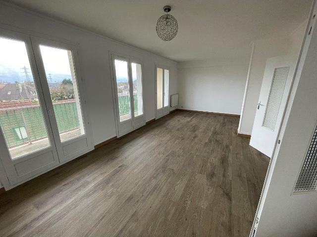 Appartement 3 pièces de 75 à Evreux