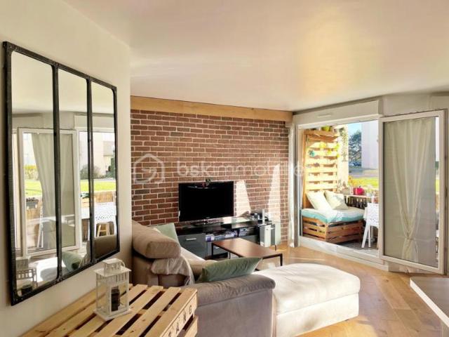 Appartement 3 pièces de 75 m² avec balcon et parking