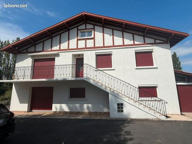 Appartement 3 pièces de 83 m2 + Garage + Jardin