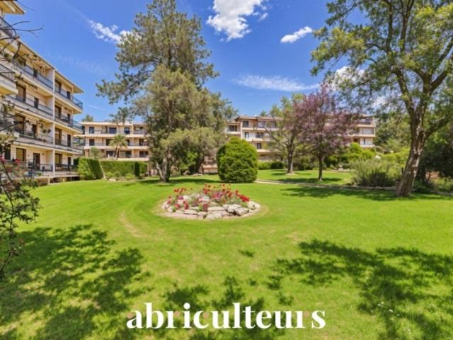 Appartement 3 pièces de 94 m² Quartier La Torse 13100 Aix en Provence