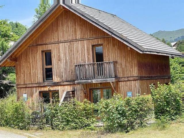 Appartement 3 pièces demi chalet
