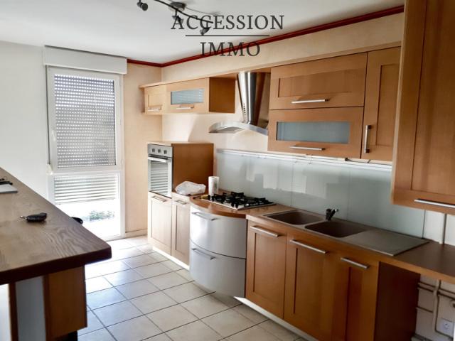 Appartement 3 pièces Dijon TOISON D'OR en Dernier étage avec