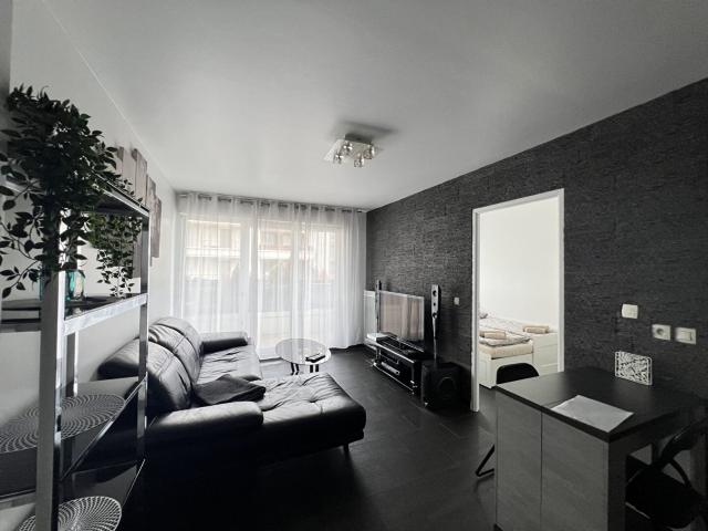 Appartement 3 pièces Drancy 56.00m² 1500€ à louer