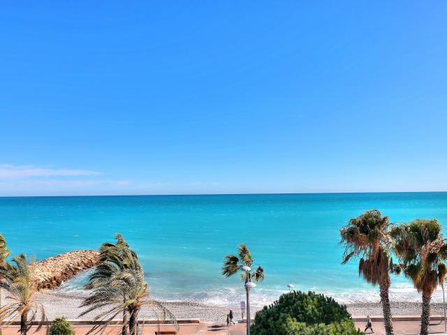 Appartement 3 pièces en front de mer à Cagnes sur Mer