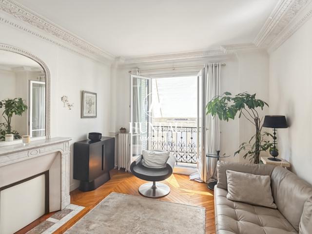APPARTEMENT 3 PIÈCES EN PARFAIT ETAT, CHARME DE L'ANCIEN