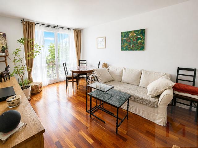 Appartement 3 pièces en parfait état Résidence fermée et sécurisée