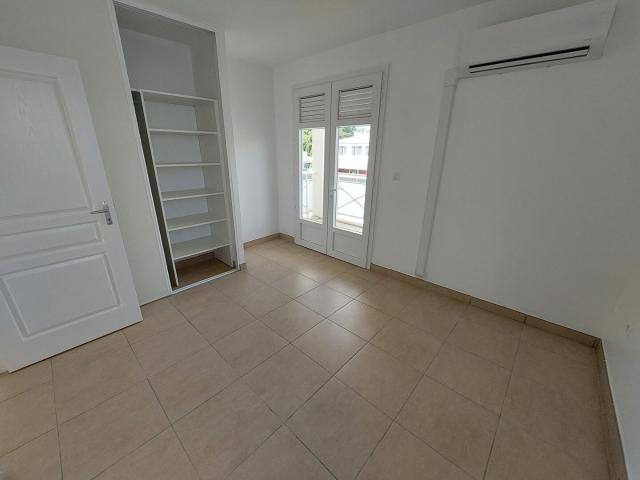 Appartement 3 pièces Fort de France 66.61m² 1050€ à louer l'Adresse