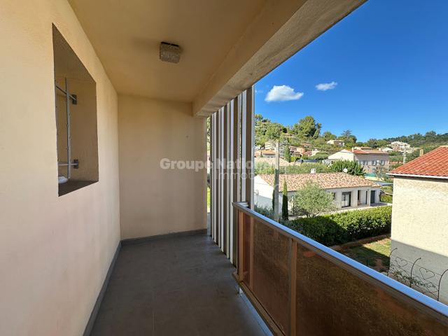 Appartement 3 pièces Garage 91,57 m² LE LUC,Le luc 83340