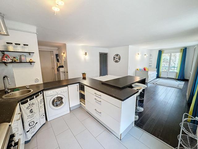 Appartement 3 pièces Juan les pins 75.03m² 1400€ à louer l'Adresse