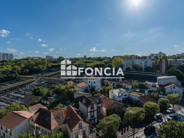 Appartement 3 pièces lumineux avec balcon et vue dégagée. Arcueil centre