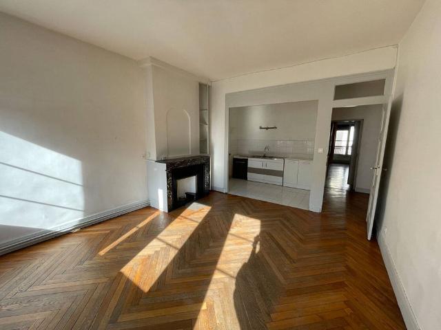 Appartement 3 pièces – LYON