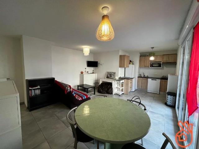 APPARTEMENT 3 PIECES MEUBLÉ 60 m² avec BALCON 9m² ET PARKING