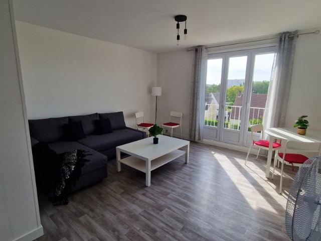 APPARTEMENT 3 PIECES MEUBLE 61 m2 COMPIEGNE